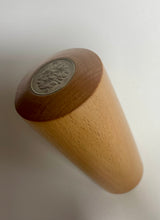 Load image into Gallery viewer, Natural beech wood shift knob